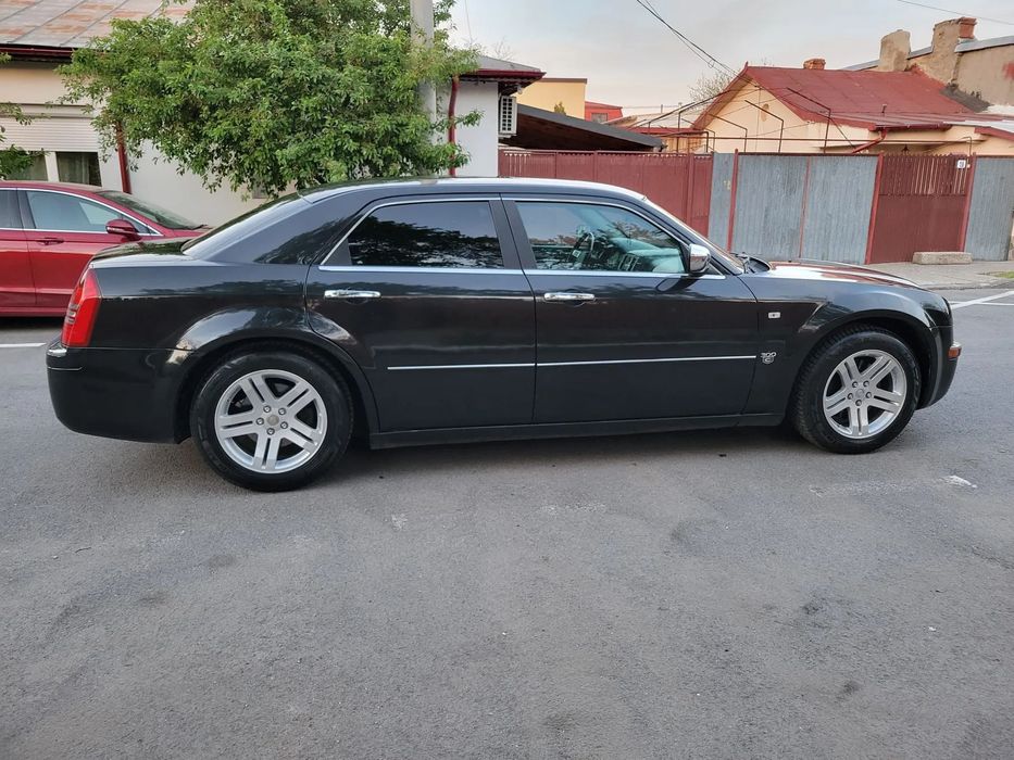 Chrysler 300C Chrysler c 300 Mercedes Benz S 198000km reali