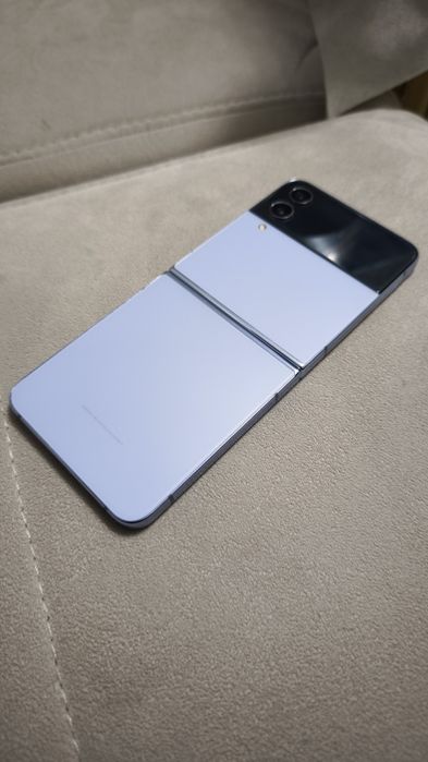 Samsung z flip 4