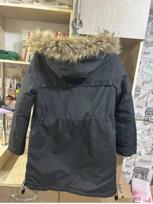 Продам зимний пуховик