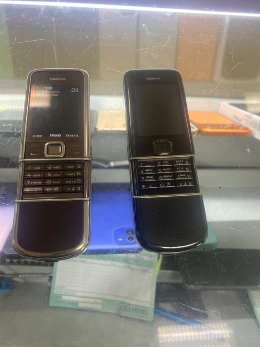 Nokia 8800 sapphire carbon