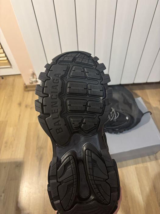 Balenciaga track  black 42