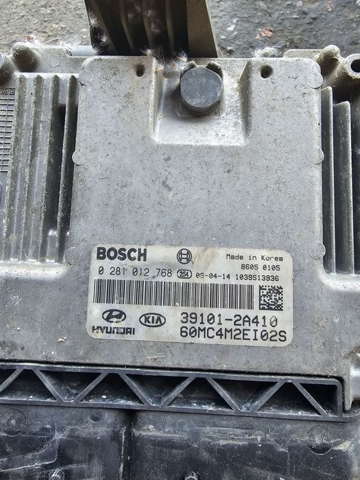 ECU Calculator motor Hyundai Accent 1.5CRDI 39101-2A410 0281012768 EDC