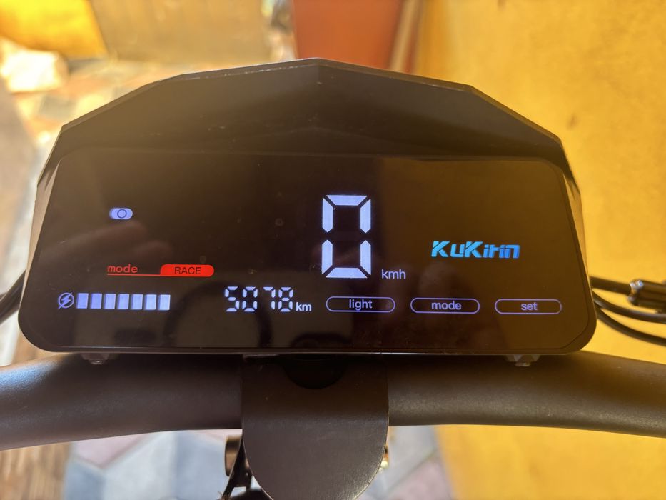 Vand Kukirin g2 intretinut excelent