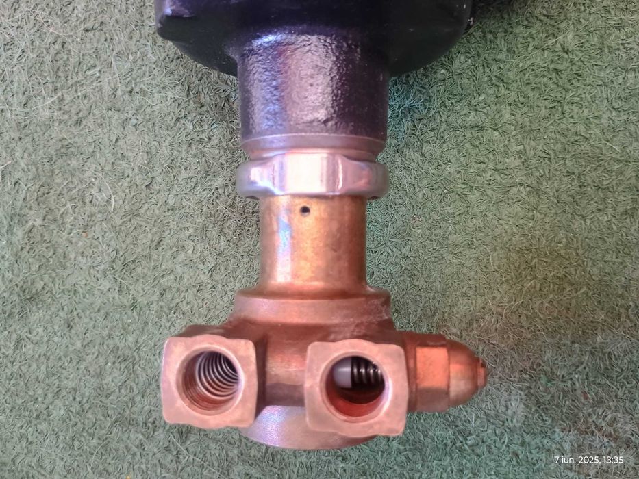 Pompa rotativa volmetrica cu motor