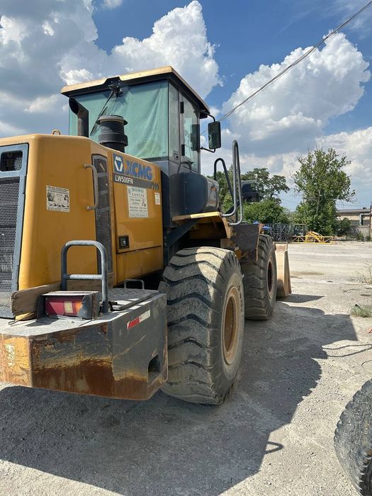 XCMG LW500FN — это мощный китайский фронтальный погрузчик XCMG LW500FN