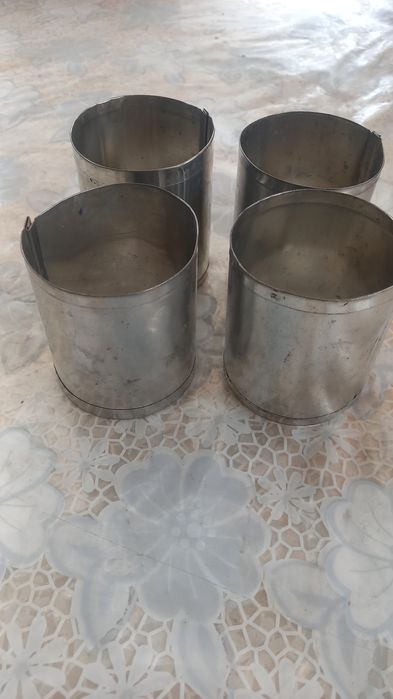 Tort uchun qoliplar sotiladi