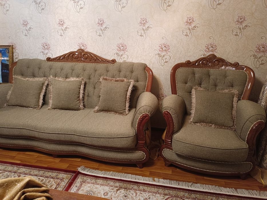 Диван с 2 мя креслами