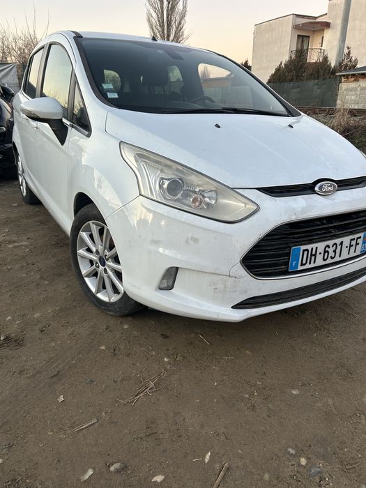 Fuzetă stânga față Ford B Max 1.0 Ecoboost