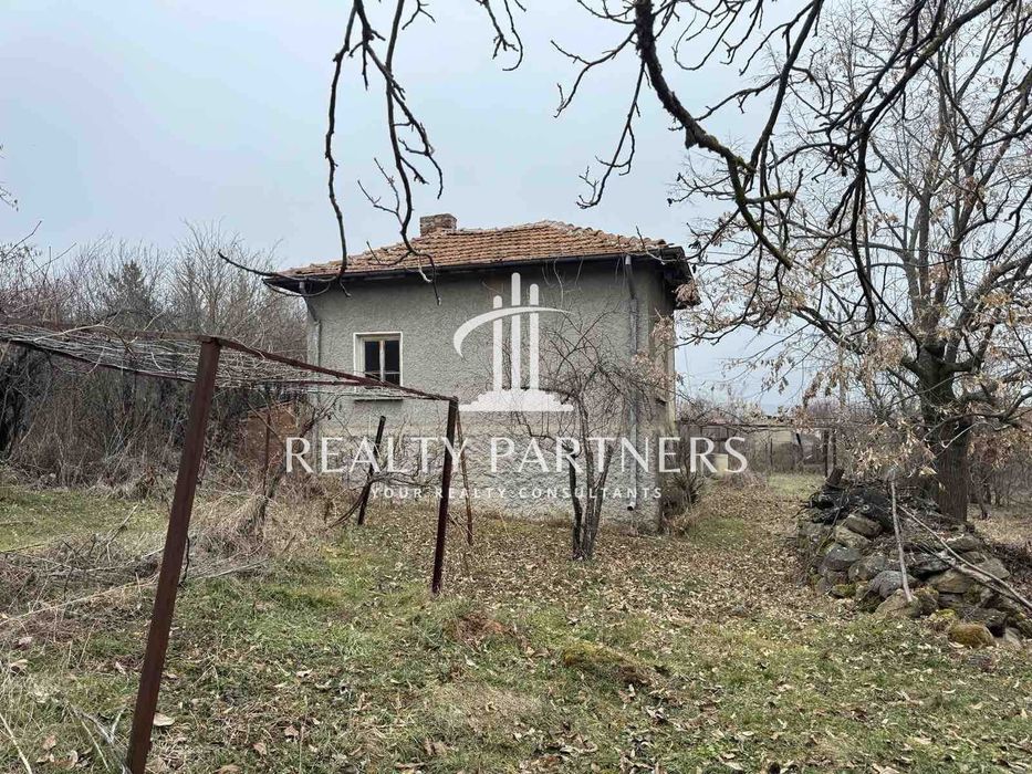 Продава се Къща в с. Садовик, Област Перник - 72 кв.м за 450 €/кв.м - Снимка #1