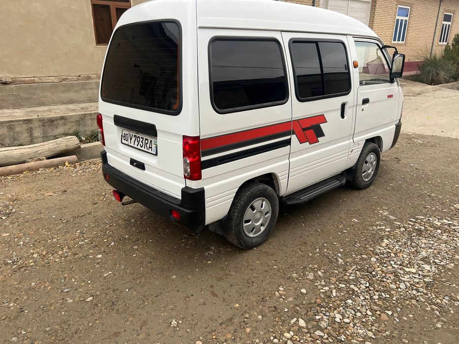 Damas srochno sotiladi