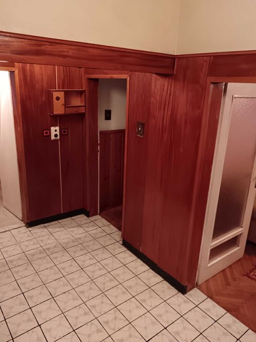 Дава се под наем Офис в Казанлък - 100 кв.м за 228.99 € - Снимка #3