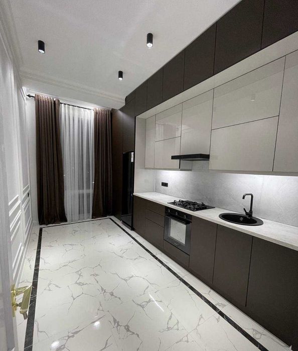 СРОЧНО Сдаётся кв ЖК Алмазар Сити  2-ком/3/7 ро-н Алмазарский