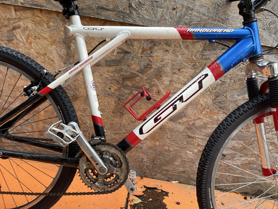 Bicicleta gt cadru aluminiu roti 26”