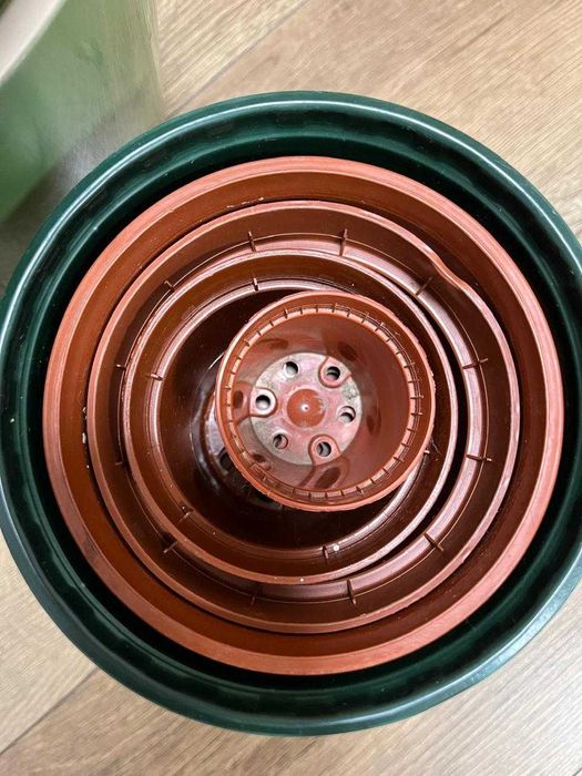 Горшки для цветов разные Срочно!