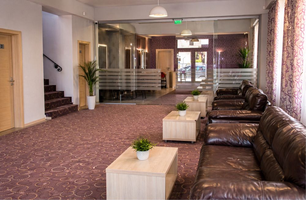 Cazare Mamaia Nord hotel Kharisma Langa alezzi
