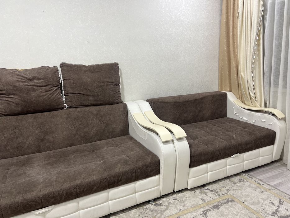 Продам диван б/у,  в хорошем состоянии. Самовывоз.