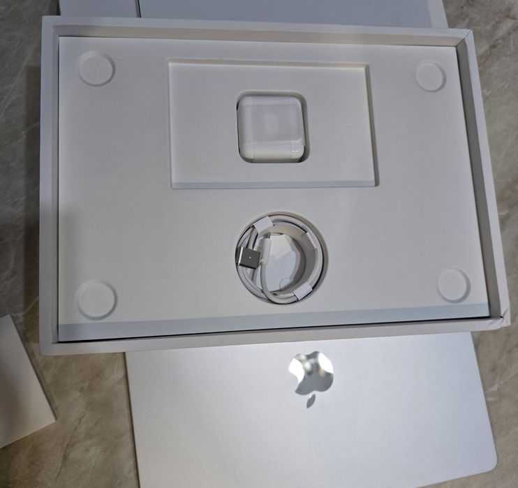 MacBook Air/Pro M3/M4 256/512Gb
