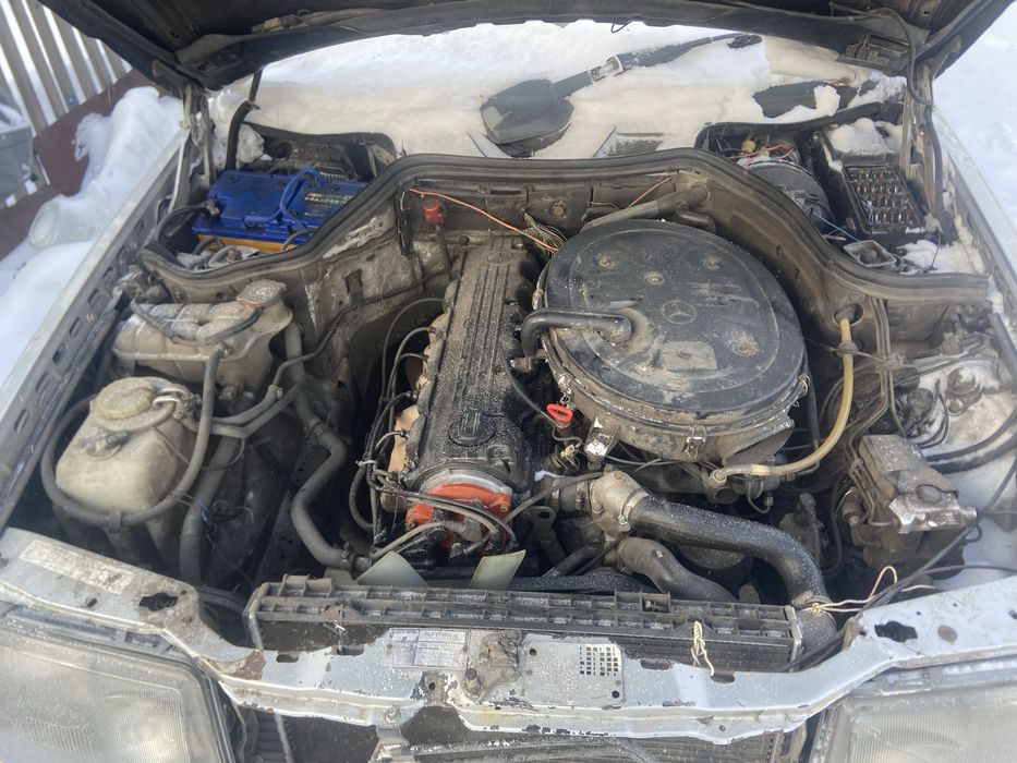 Продам мерседес е260 в хорошем состояние