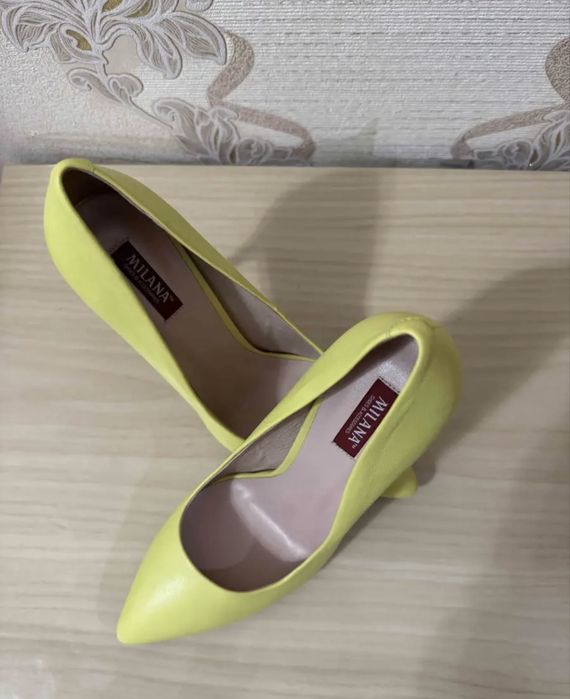 Туфли на каблуке