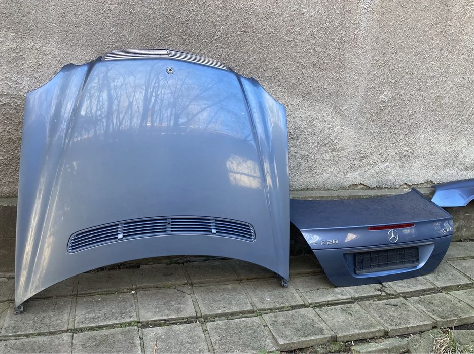 Капак Преден и Заден W211 Mercedes Багажник