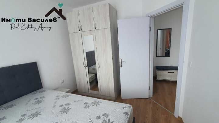 Дава се под наем Двустаен апартамент в София, Център - 70 кв.м за 598.23 € - Снимка #2