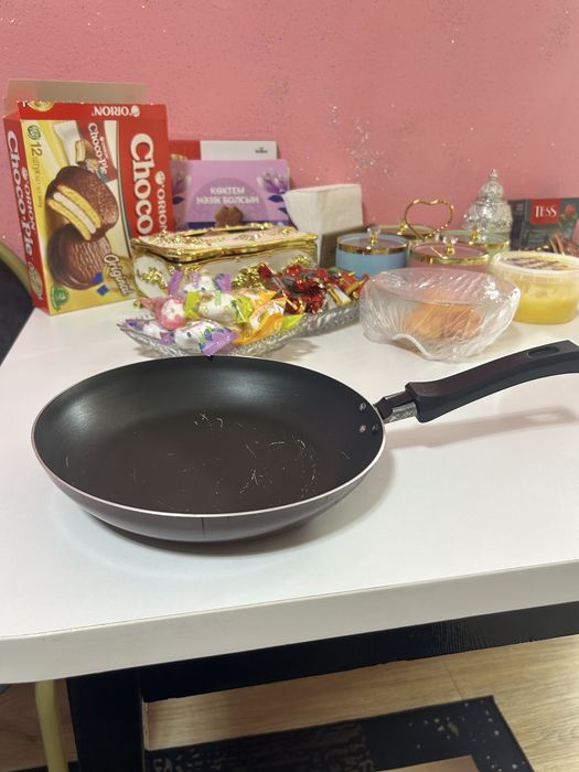 Продаем сковородка