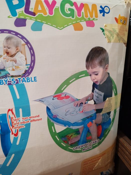 Бебешка  гимнастика  , трансформираща се според възрастта на бебето