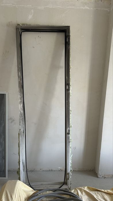 Пластиковык двери окна подоконники.