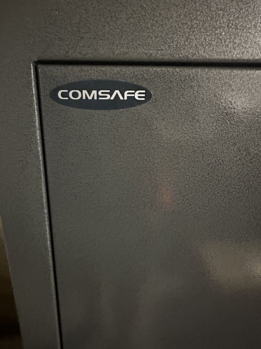 Огнеупорен сейф /каса/ Comsafe
