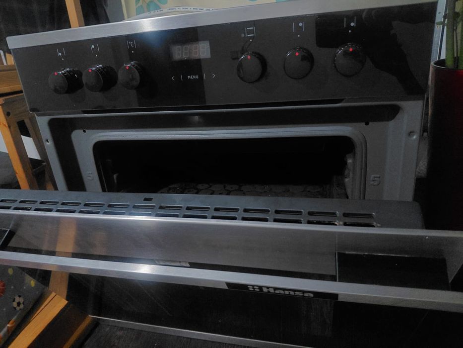 Продам встраиваемая духовка