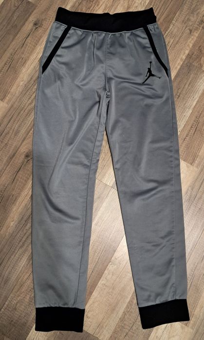 JORDAN  дрехи за момче