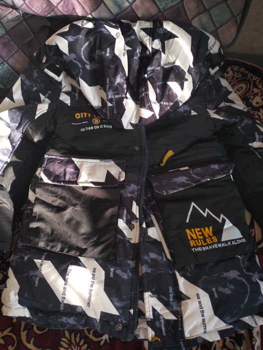 Зимние куртки на девочку и мальчика