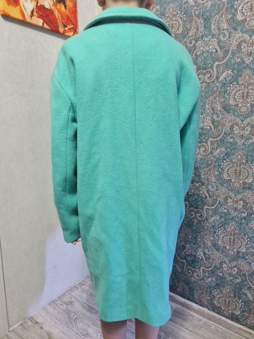 Продам женское пальто