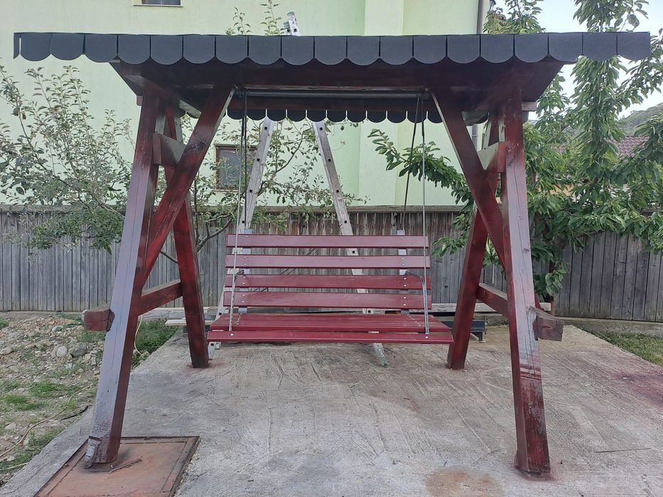 Vând leagăn lemn masiv