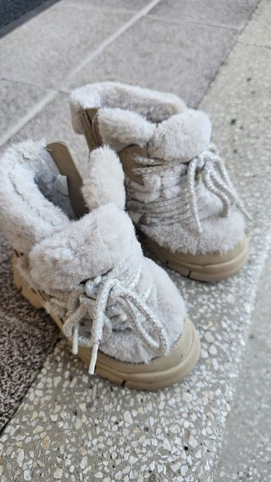 Zara Ghetute iarna stare impecabila