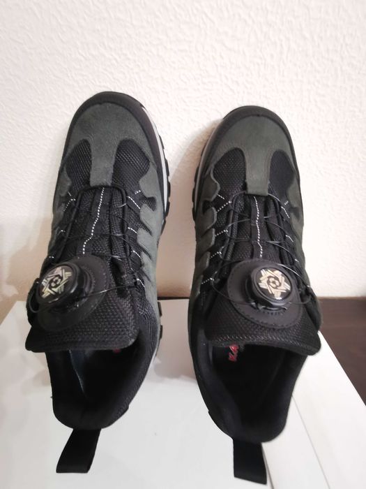 Мужские термо кроссовки 41р. новые