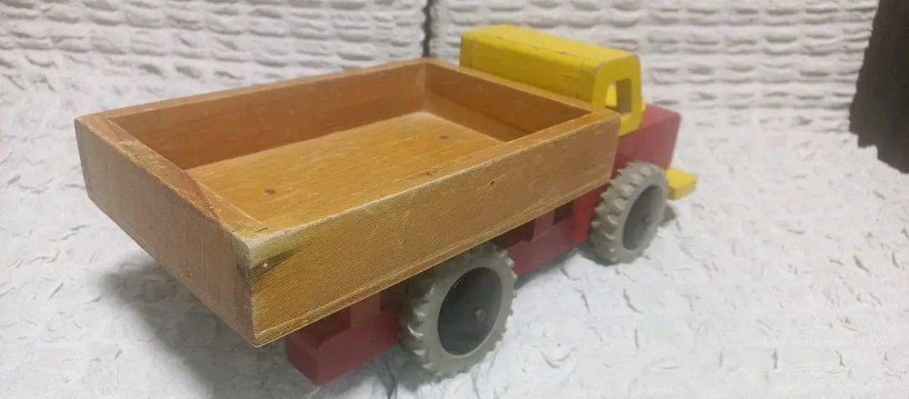 метални коли мащаб 1:18. ЧАСТ - 1