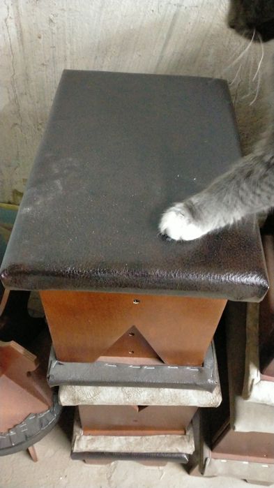 Столы овальные и  круглые казахские