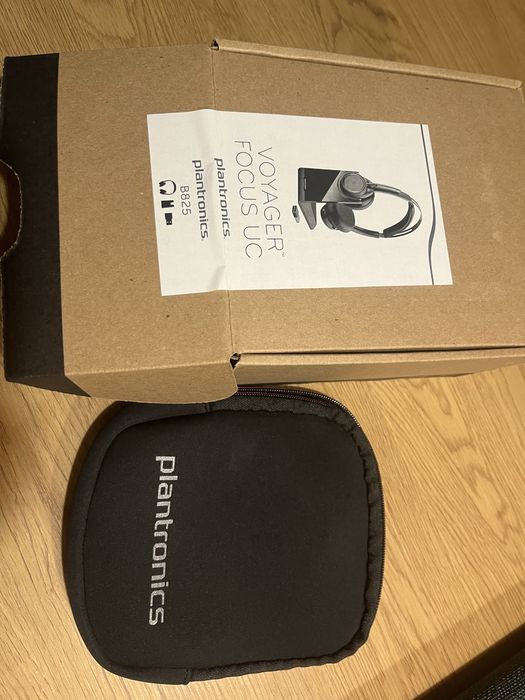 Casti PLANTRONICS Voyager focus UC