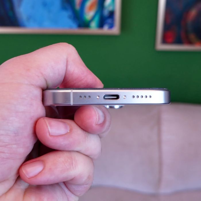 Vand Iphone 16 pro