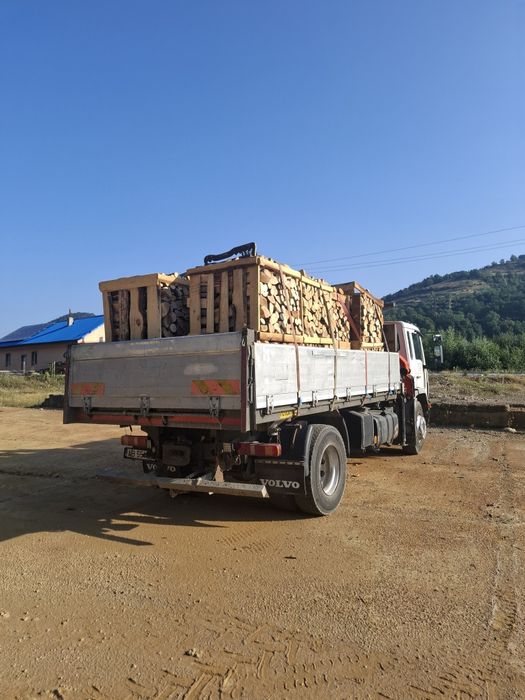 Vănd lemn foc la palet de 1,5 metri steri