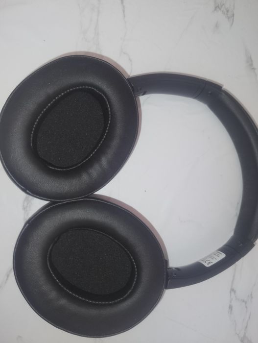 Продам наушники новые