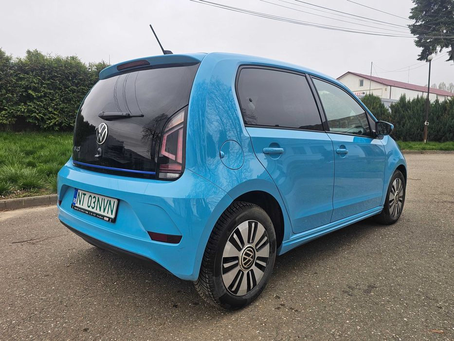 VOLKSWAGEN Up 2022 — imagine 3