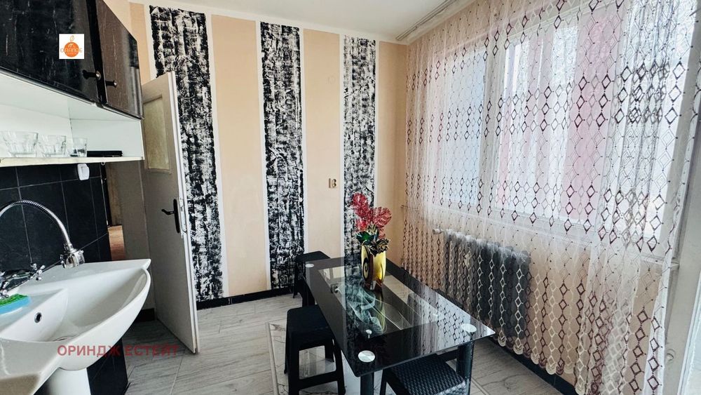 Дава се под наем Двустаен апартамент в София, Сухата река - 65 кв.м за 458.49 € - Снимка #1