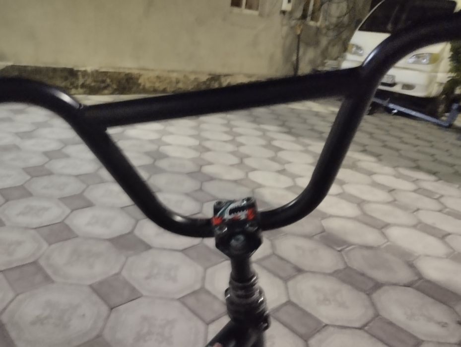 Велосипед BMX на ходу