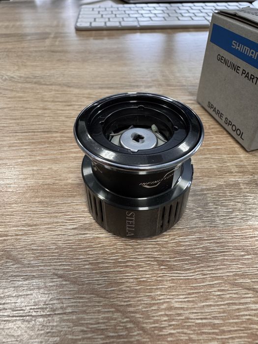 Шпуля C2500S на катушку Stella