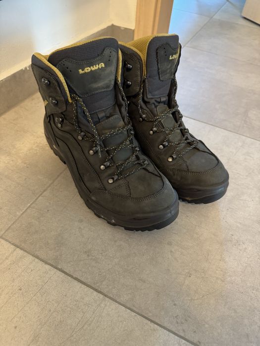 Ghete trekking LOWA Renegade