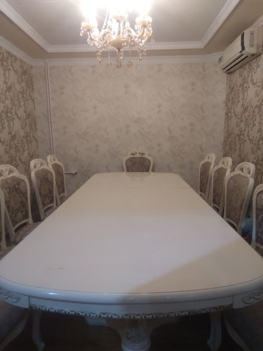 Stol stil 12 tali xolati alo narxini kelishamiz,oluchila tel