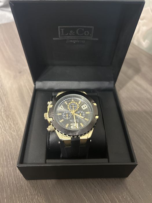 Часы l&Co timepieces