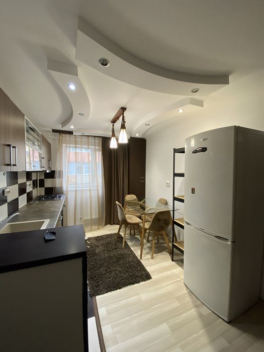 Inchiriez apartament 2 camere